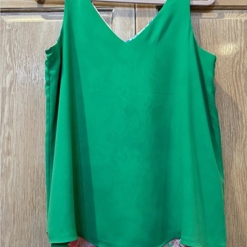 Lilly Pulitzer reversible Blue and Pink Floral top - Picture 3 of 6